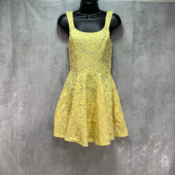 Speechless Dresses & Skirts - Speechless Juniors' Yellow/Nude Lace V Back Fit &